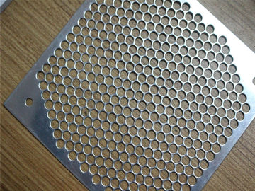 China El metal perforado decorativo inoxidable del acero/de aluminio artesona al peso ligero proveedor