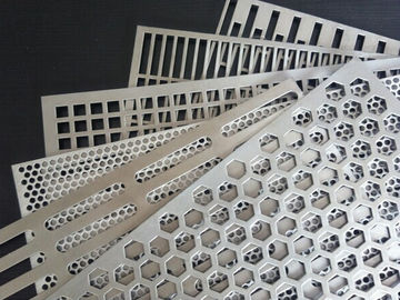 China Chapa perforada redonda del modelo de agujero, los paneles perforados arquitectónicos del metal proveedor