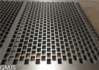 China Hoja de metal perforada del agujero del rectángulo para la placa de la guarnición de la pantalla de la coctelera de la pizarra proveedor
