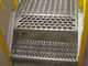 Reja de perforación resistente de la placa del resbalón, apretón perforado de aluminio de la calzada del metal proveedor